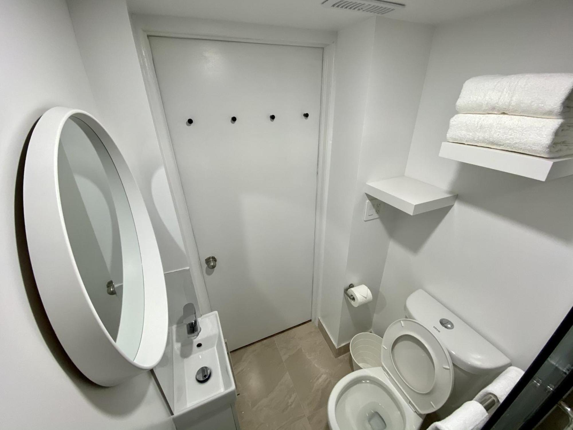 Affordable Room With Free Parking In Newmarket On Eksteriør bilde